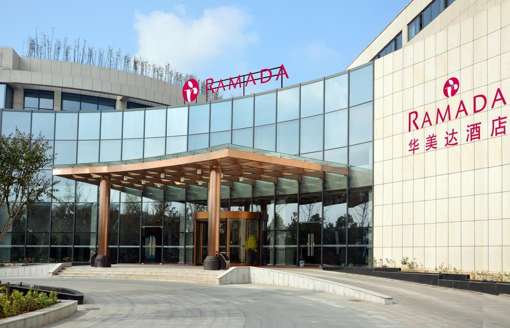 Ramada Nanjing Hotel Nanquim Exterior foto